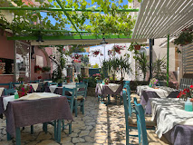 ΠΑΡΑΔΟΣΙΑΚΗ ΤΑΒΕΡΝΑ KOSTAS TRADITIONAL TAVERN ΜΕΣΟΓΓΗ ΛΕΥΚΙΜΜΗ ΚΕΡΚΥΡΑ