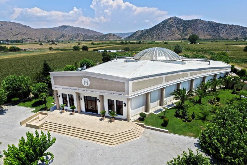 ΗΡΩΔΕΙΟ ΑΙΘΟΥΣΑ ΕΚΔΗΛΩΣΕΩΝ ΠΙΣΙΝΑ CLUB ΟΙΧΑΛΙΑ ΦΑΡΚΑΔΟΝΑ ΤΡΙΚΑΛΑ